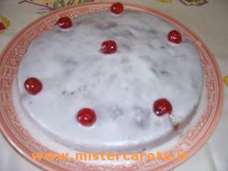 Torta al cioccolato con glassa all'acqua