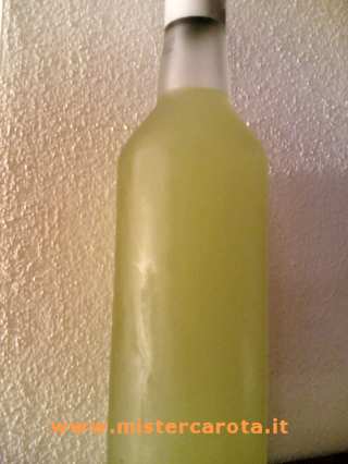 Liquore alle gemme di abete rosso