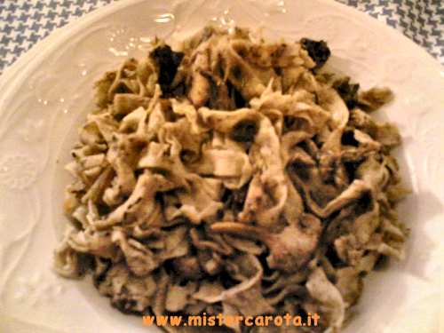 Tagliatelle integrali ai profumi d'autunno